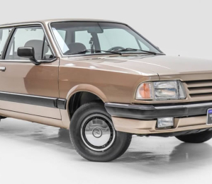 Baterias de 70 amperes para a linha Del Rey da Ford